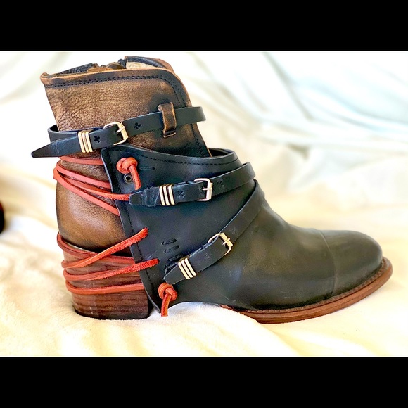 Freebird by Steven Shoes - Freebird by Steven Crue Boots Black Multi Size 10